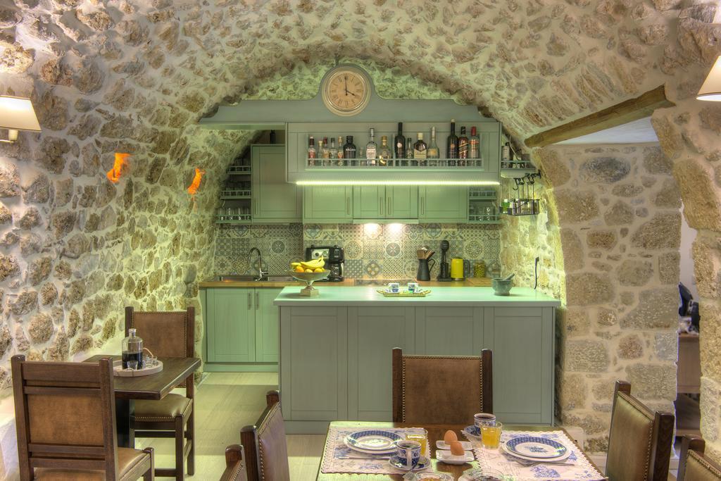 Vetilios Lithos Boutique Hotel Neo Oitilo Exterior photo